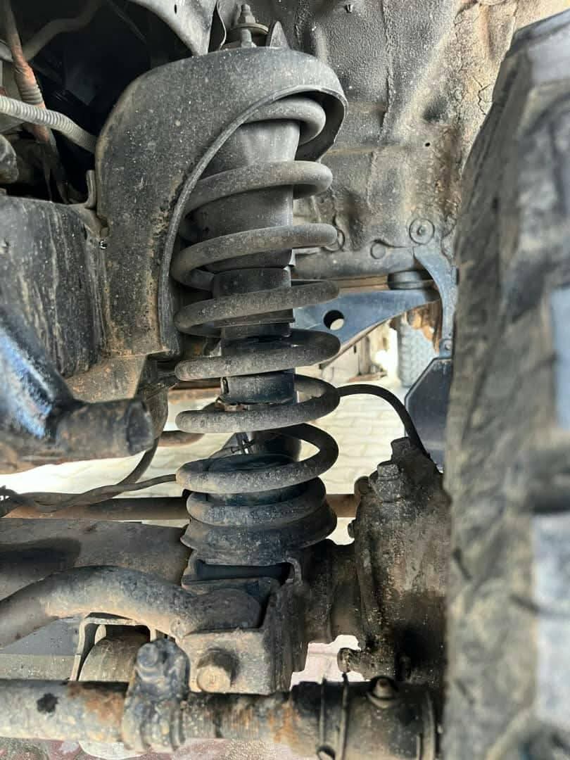 A picture of 2002 TOYOTA LAND cruiser 1 hz engine