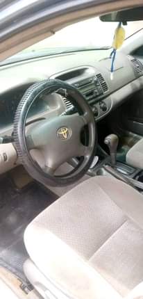 A picture of Toyota Camry 05