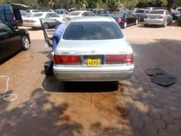 A picture of Toyota Crown 11M