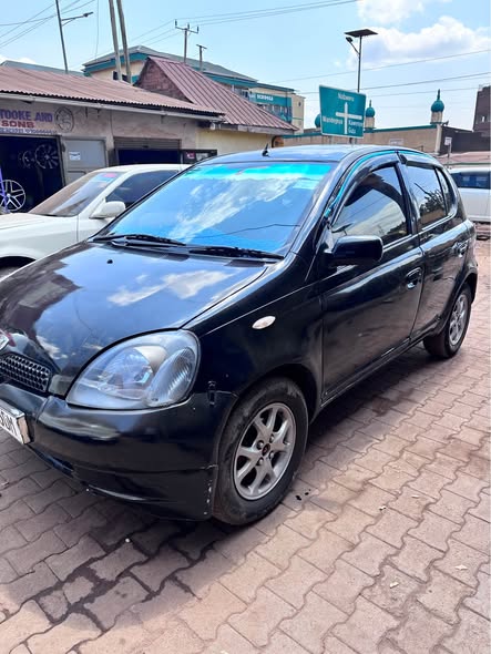 A picture of Vitz 8m