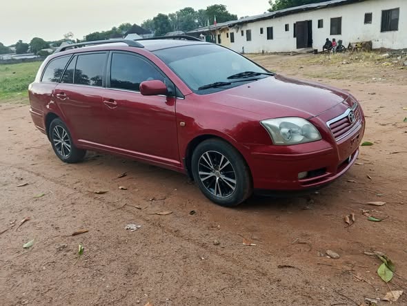 A picture of Toyota avesis wagon