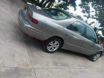 A picture of 2002 Toyota Camry LE