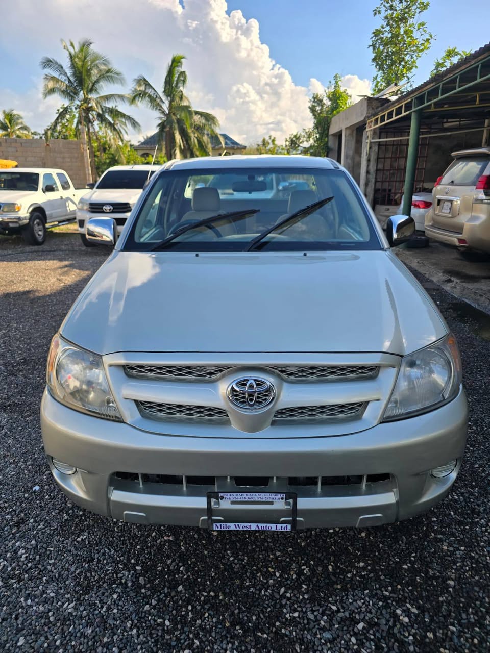 used toyota hilux