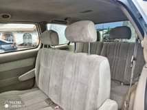 A picture of Clean 2000 model Toyota Sienna