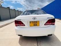 A picture of TOYOTA CRIWN ATHLETE