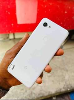 A picture of google pixer 3a