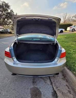 A picture of Selling 2014 Honda Accord 2 5 SL 133k miles miles