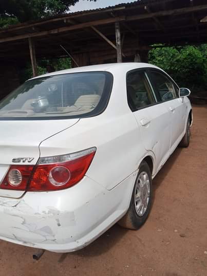 A picture of 2006 HONDA CITY MANUAL First Body Suitable for Uber Business