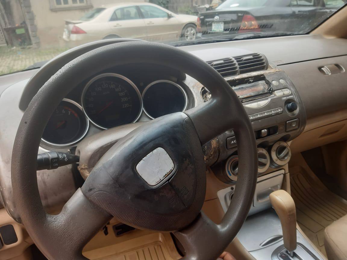 A picture of Going for 1 950 Settle 100 Location is isolo Engine