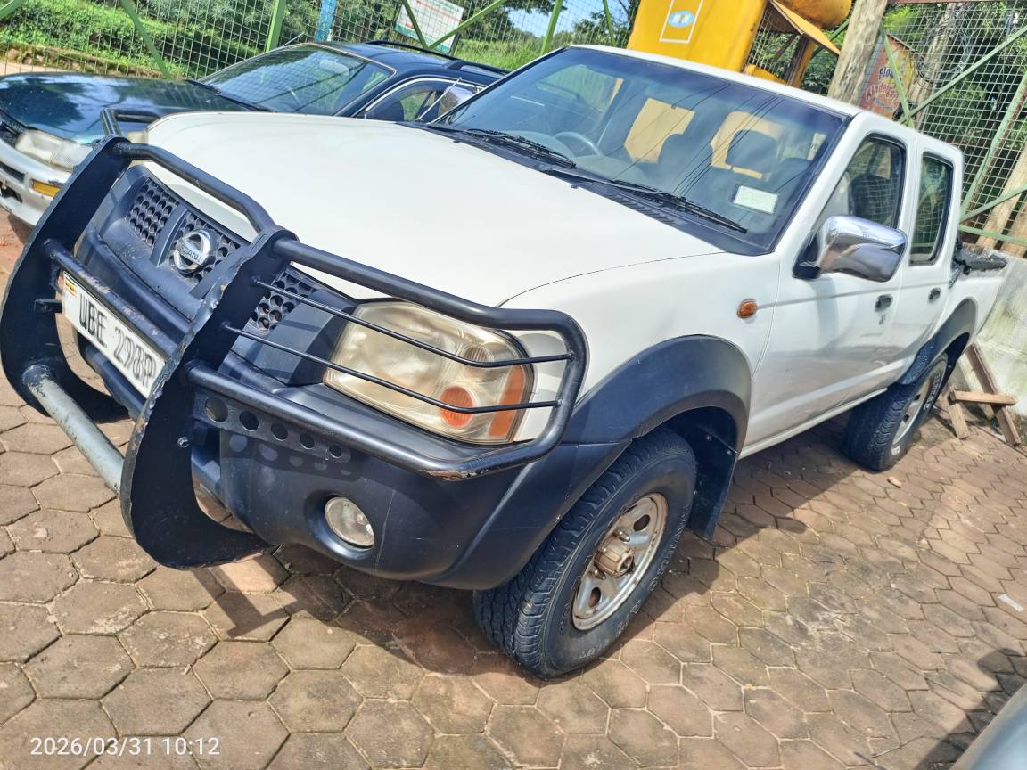 A picture of NISSAN HARDBODY