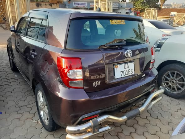 A picture of Toyota ist