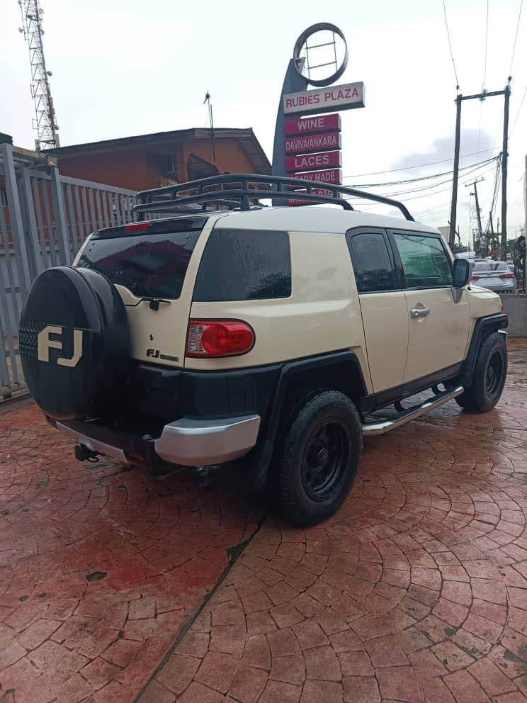 A picture of Foreign Used 2008 Toyota FJ Cruiser