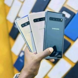 A picture of Sumsung s10 5g