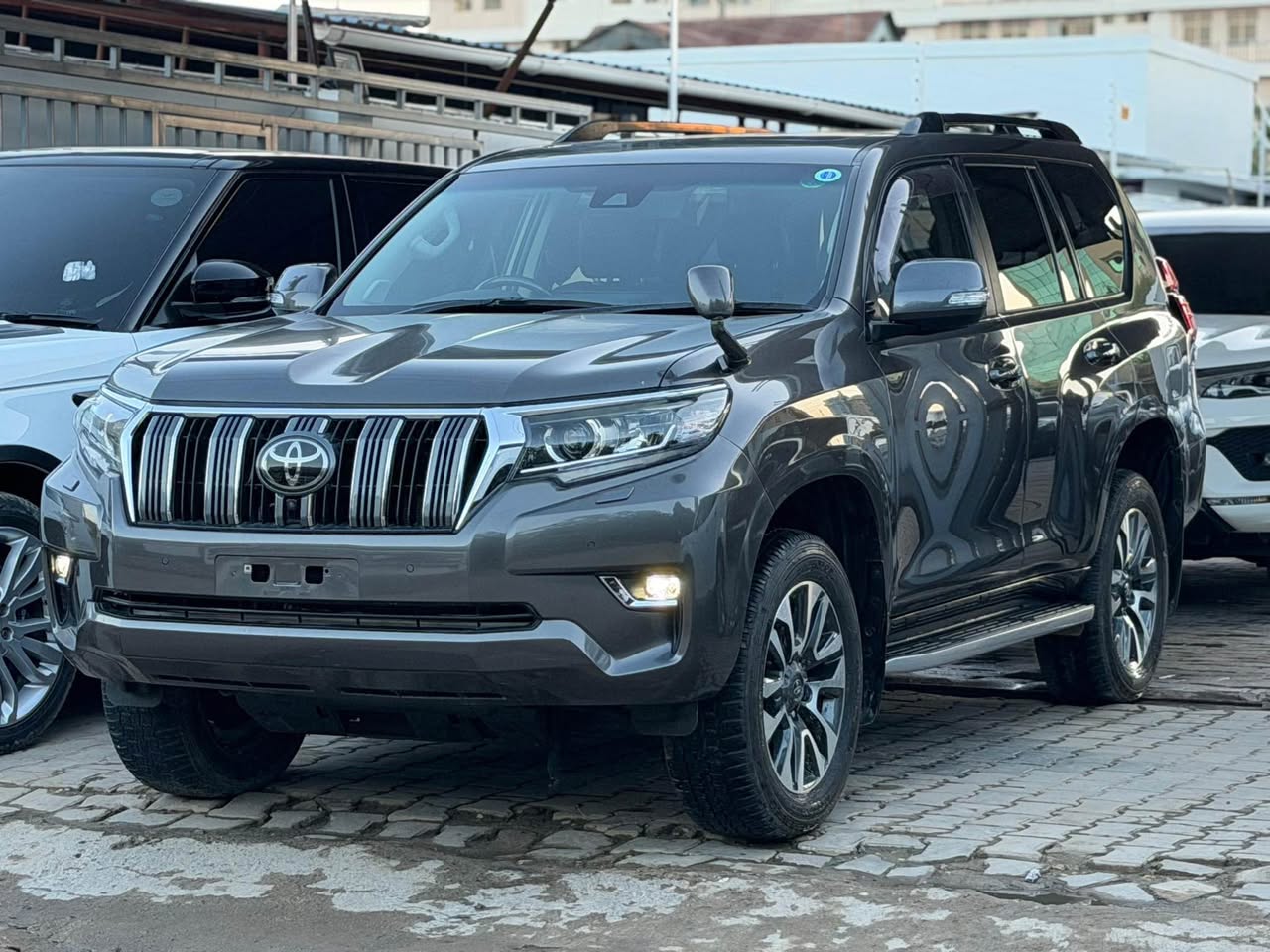 A picture of 2021 TOYOTA LANDCRUISER PRADO KAKADU 2 8L