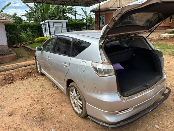 A picture of Toyota caldina ZT