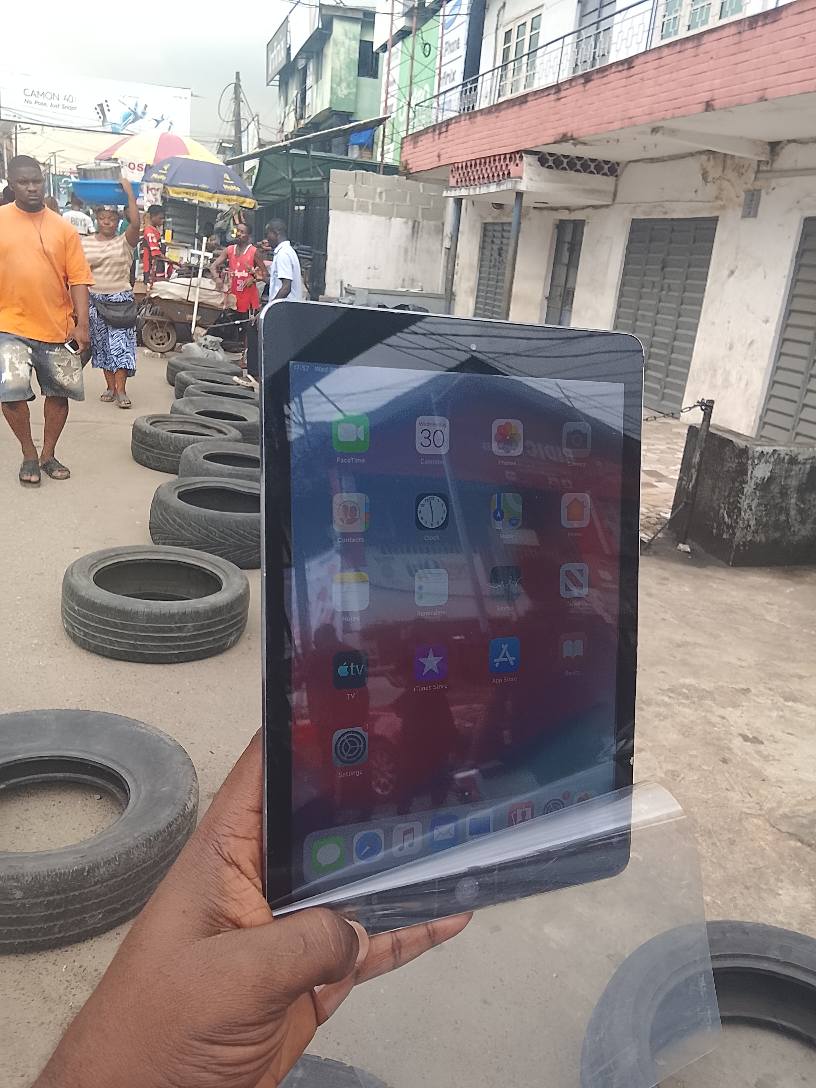 A picture of Ipad air