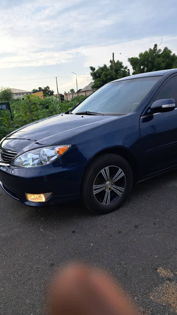 A picture of Toyota Camry 05