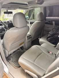 A picture of TOK S STANDARD Toyota Highlander 2008 Model with original custom