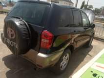A picture of Toyota RAV 4 2005 for sale Clean body and interior