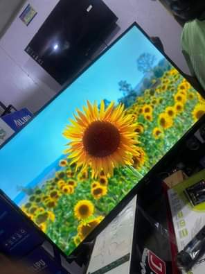 A picture of LG 32 smart 180k LG 45 smart 280k LG 43