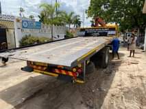 A picture of CRANE LORRY
