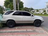 A picture of Price Bei 18 5m 0762664660 Exchange Allowed Toyota Harrier old