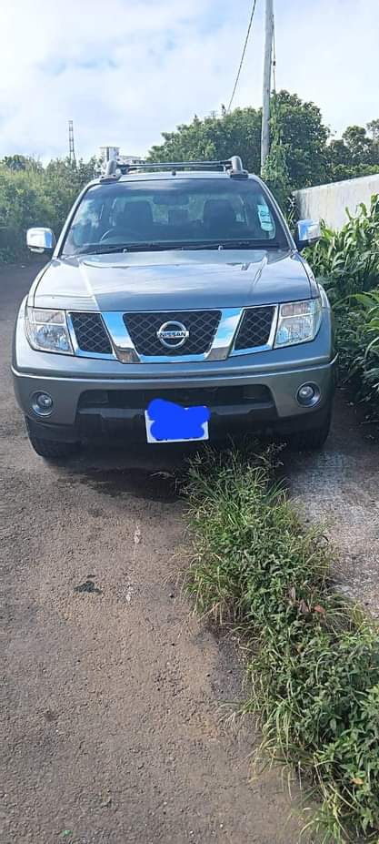 nissan navara