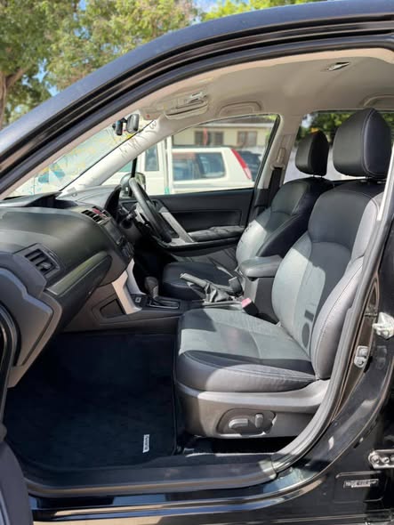 A picture of 2013 SUBARU FORESTER