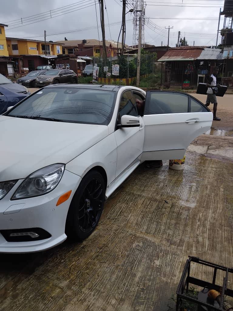 A picture of 2010 Mercedes Benz e class