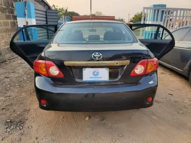 A picture of 2008 Toyota Corolla in good working condition with Cold Chilling