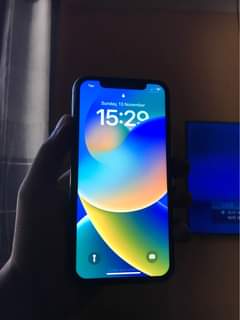 A picture of iPhone 11 plain 64GB