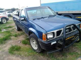 used nissan hardbody