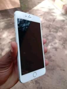 A picture of Iphone 6plus njoo haraka mbiooo 0748581337