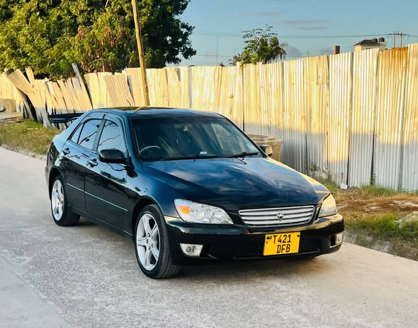 A picture of Toyota alteza