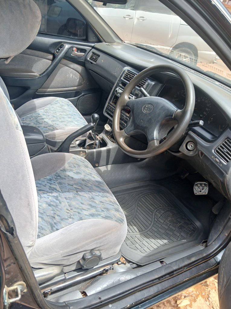 A picture of ST 190 Toyota collona