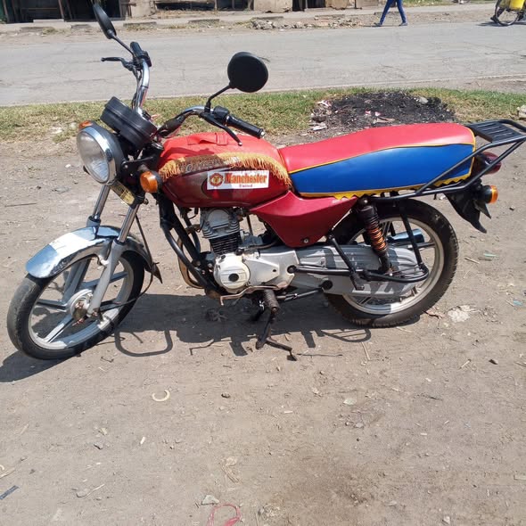 bajaj boxer