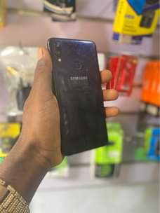 A picture of SAMSUNG GALAXY A10s
