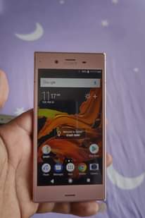 A picture of Sony experia xz1 GB 64 Storage GB 4 Ram