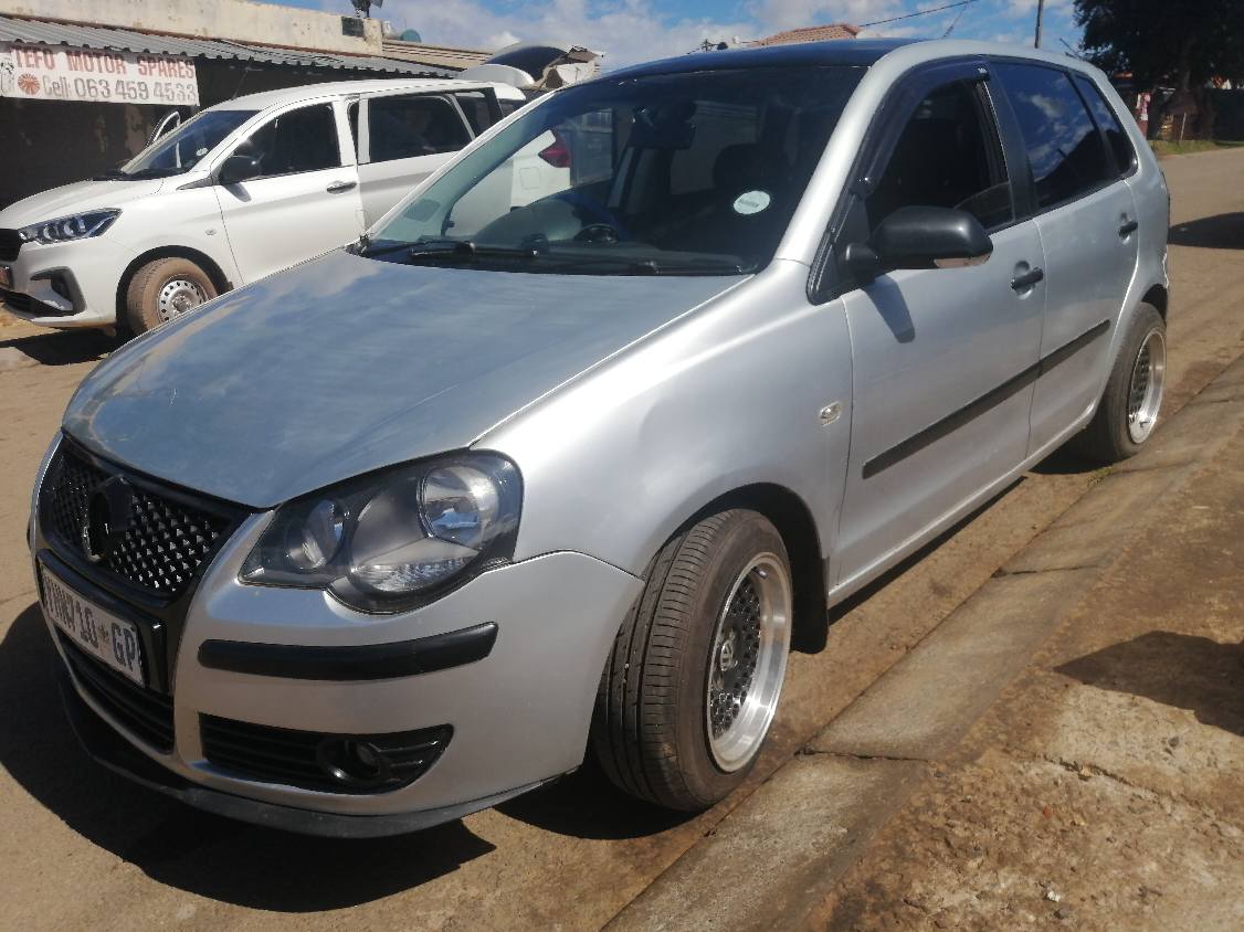 Lindokuhle D.