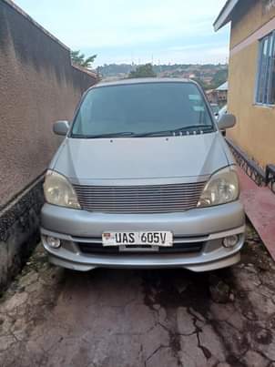 A picture of Toyota Regius 2000 petrol engine 2.0CC on sale in banda