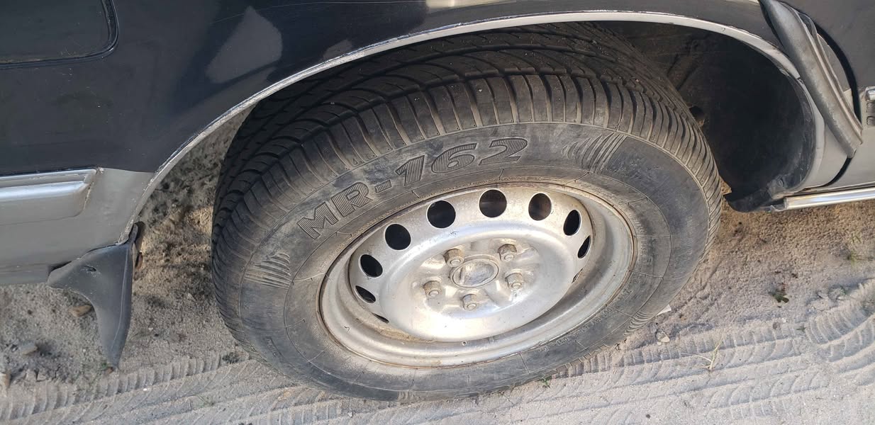 A picture of TOYOTA MARK 2
