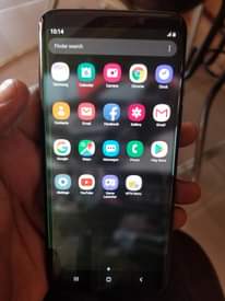 A picture of SAMSUNG S9. AT 180000