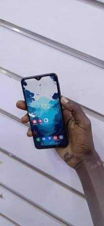 A picture of Samsung A10 2gb 32gb at only 210k