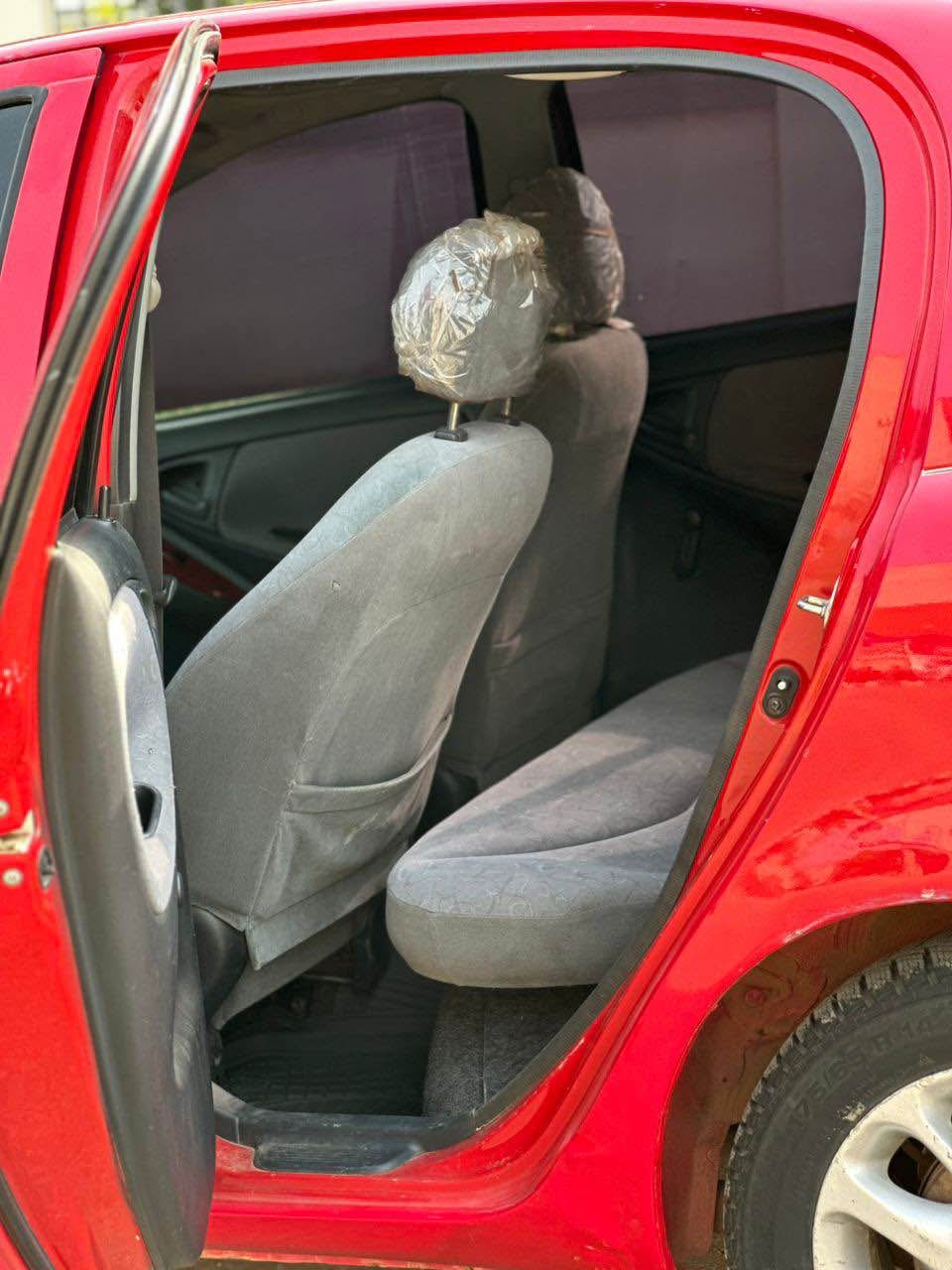 A picture of 2004 Toyota Yaris