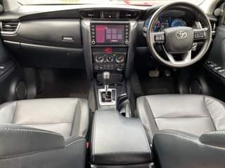 A picture of Fortuner 2021