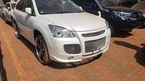 A picture of Harrier kawundo Model 2010 2 4cc Color white Petrol 67m