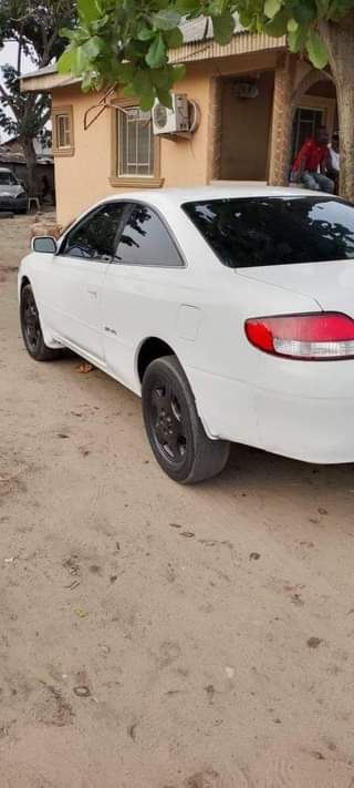 A picture of 2002 Toyota Solara