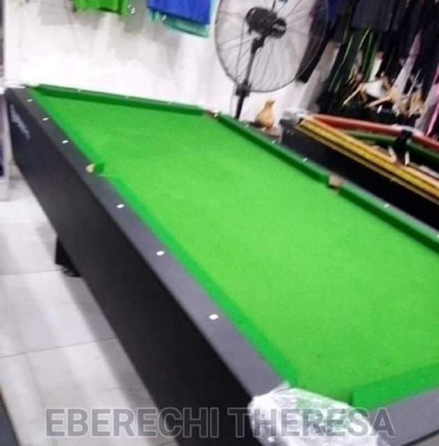 A picture of coin snooker