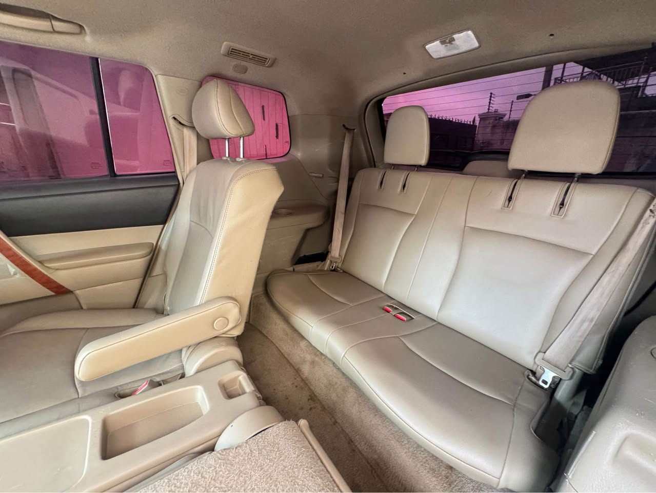 A picture of 2010 Toyota Highlander limited edition Sharp Naija use