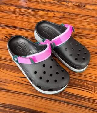 A picture of AMAIZING CROCS ORIGINAL